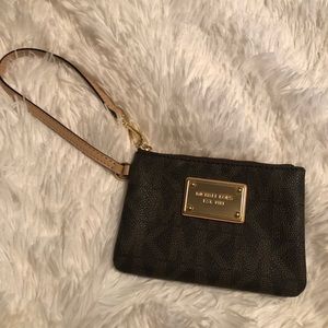 Michael Kors Jet Set Small Brown Wristlet